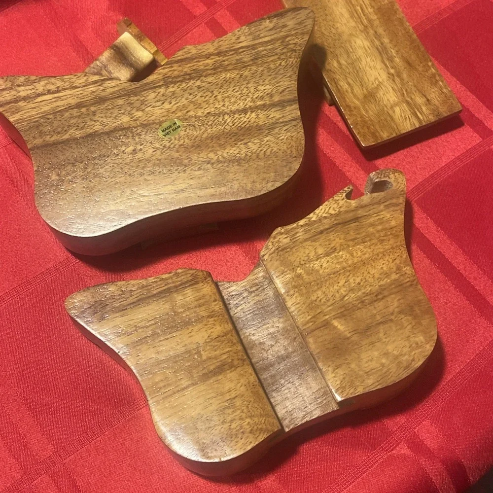 Vintage Carver Dans Beautiful Butterfly Secret Wood Carved Puzzle Trinket Box